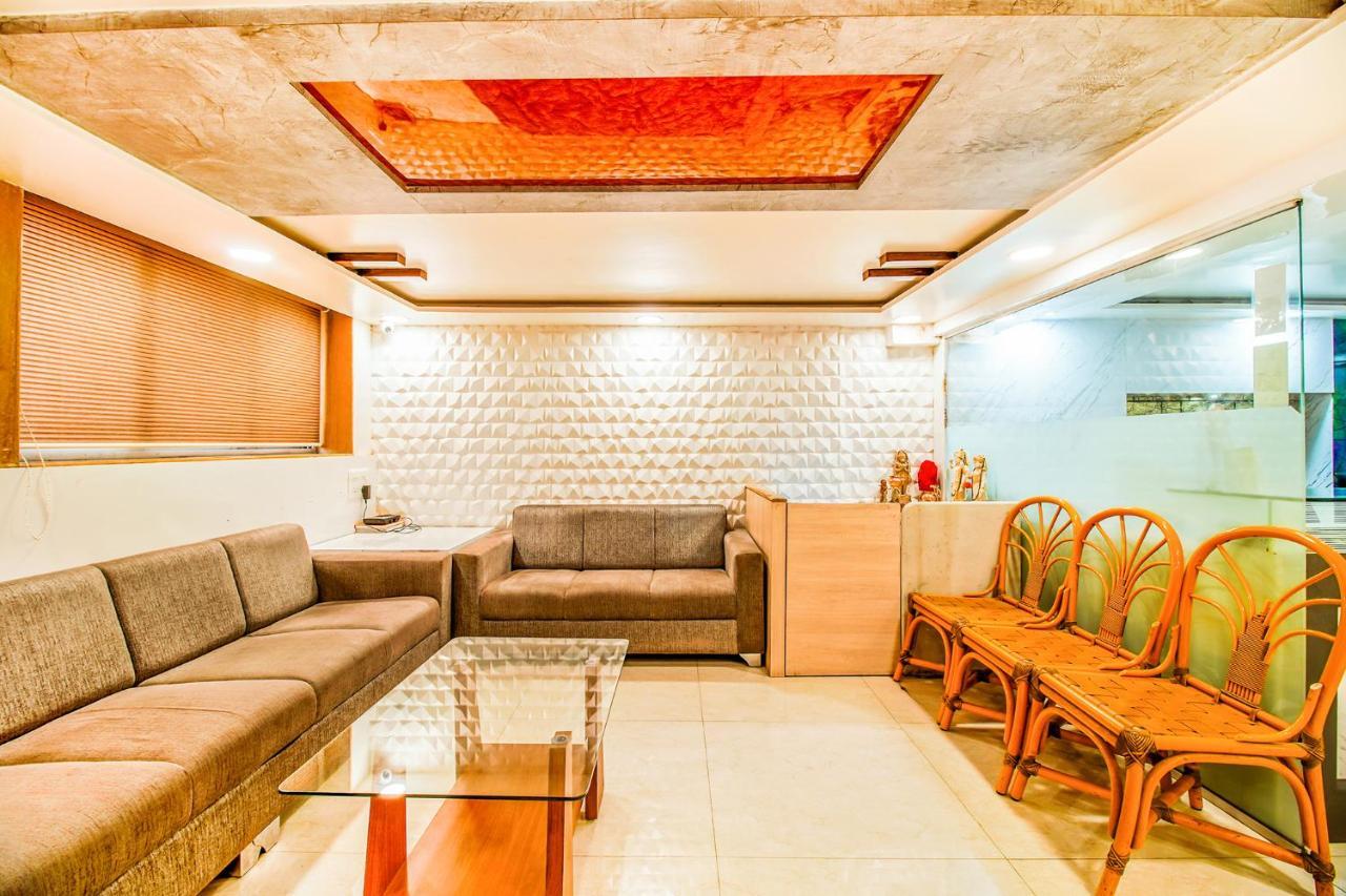 浦那 Mukesh Residency酒店 外观 照片